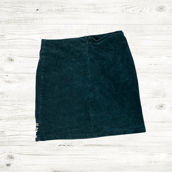Simplee Apparel Teal Embroidered Mini Skirt Sz Small - Picture 2 of 3
